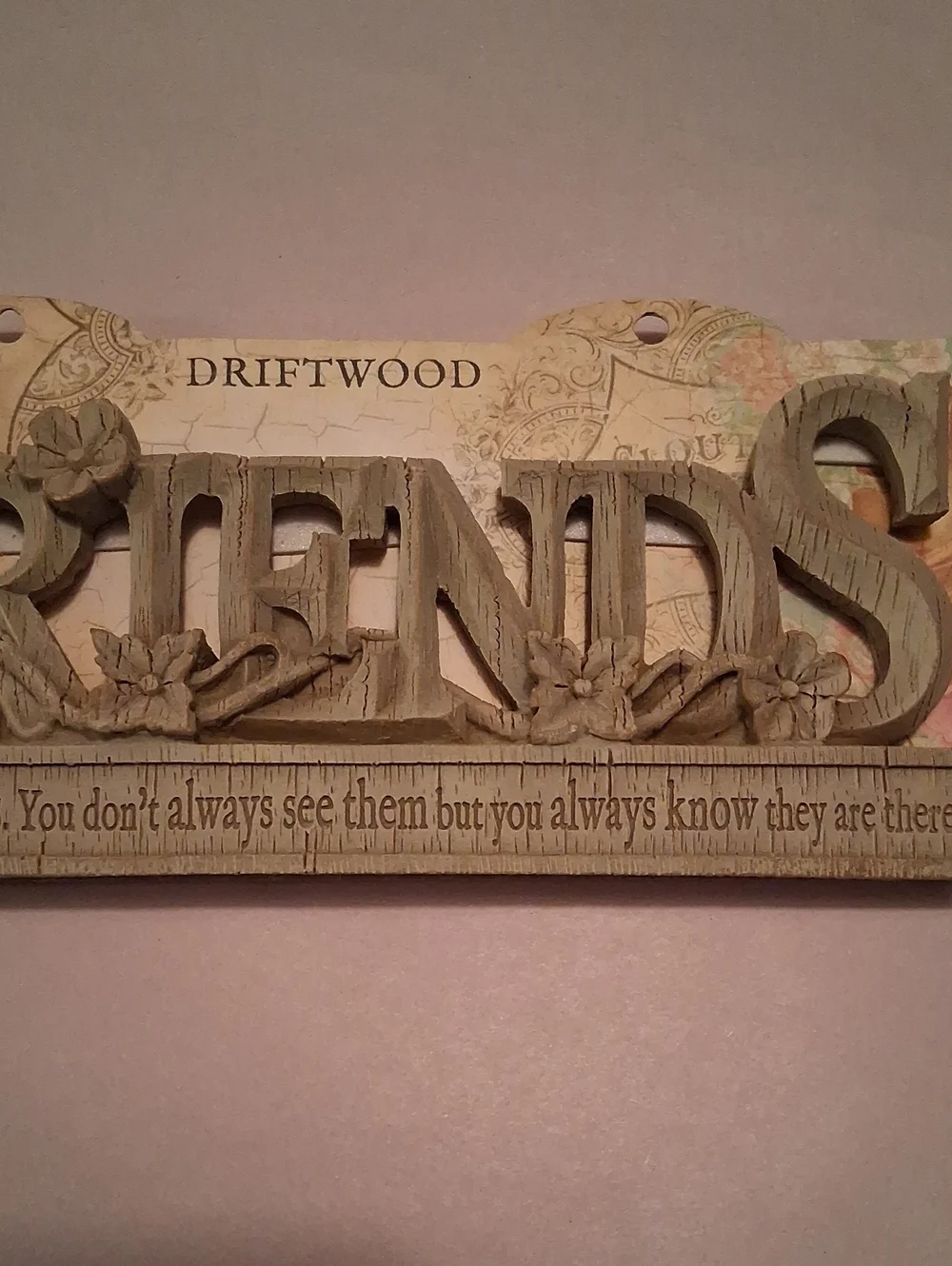 History & Heraldry Faux Driftwood FRIENDS Plaque NEW